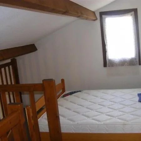 Apartment Maisonnette Dans Avec Piscine A St Vincent Sur Jard Vernantes